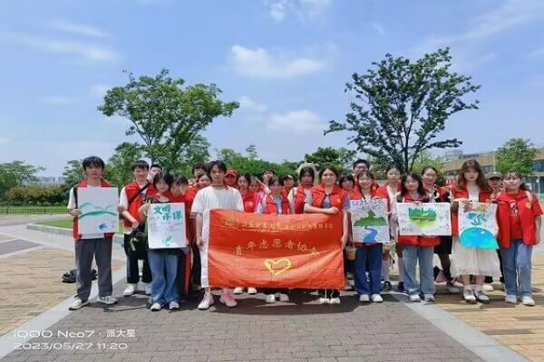 江西财经大学公共管理学院