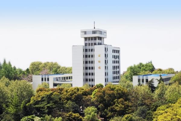 合肥工业大学材料科学与工程学院风景