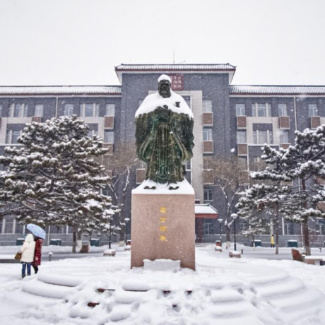 中国传媒大学