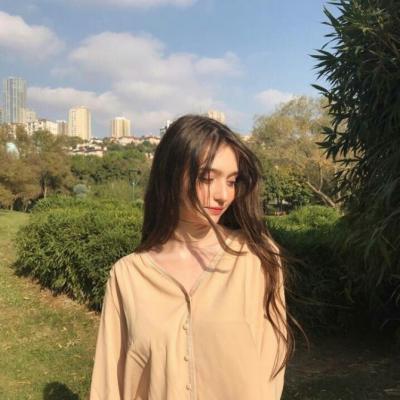里人有病