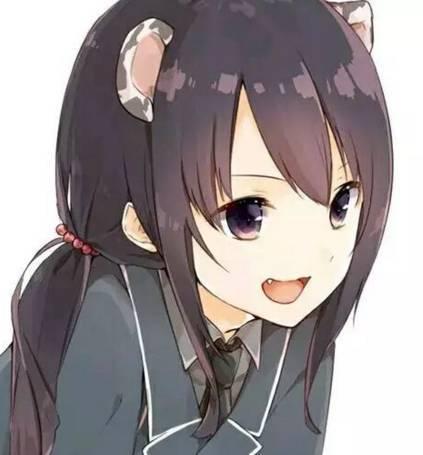 弓月杏里