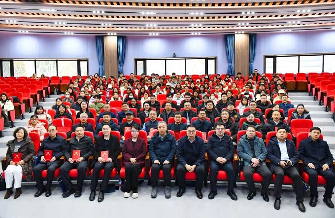 山西大学与山西省社会科学院(山西省人民政府发展研究中心)签署联合培养研究生合作协议