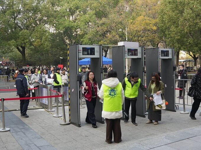 上海交通大学考点2026年研考顺利进行