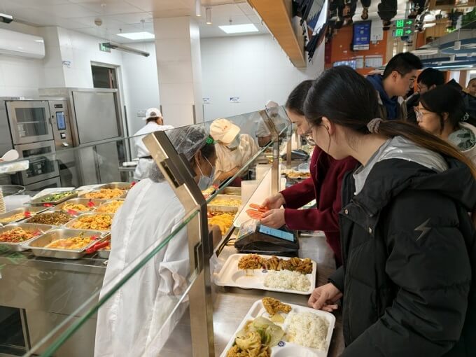 食堂向校外考生开放