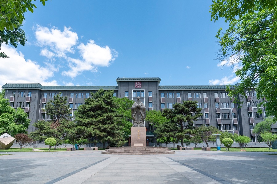 中国传媒大学